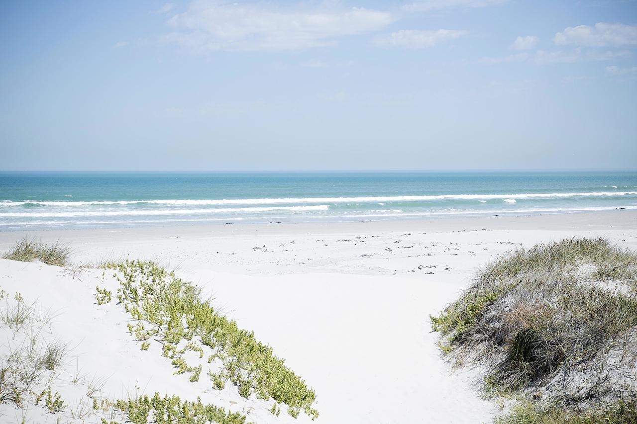 Amazing Beach House In Melkbos! Van Riebeeckstrand Eksteriør bilde